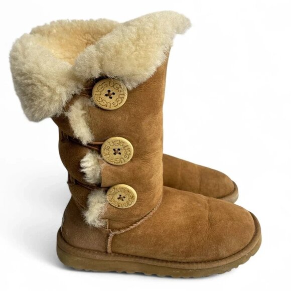 Ugg 1873 Sheepskin Shearling Bailey Triple Button Boots Women's 5 - Picture 2 of 16